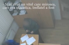 VIDEO EXCLUSIV // „Tu aduci toate ZDOHNITURILE”. „Nu știi cum se vine la doctor ble**i”. Cum se eliberează certificatele sanitare la carnea de la Piața Centrală
